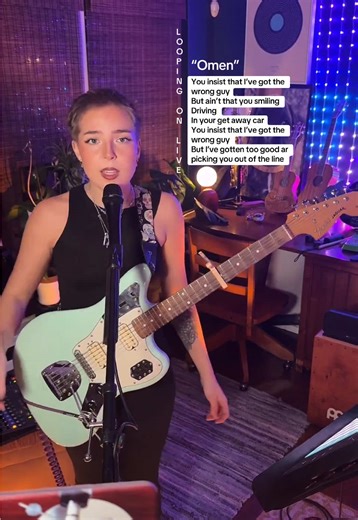 Looping On Live || My original song, “Omen”! #originalmusic #newartist #loopstation #looppedal #singersongwriter