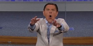 Pastor Kenneth Copeland tries to blow away coronavirus