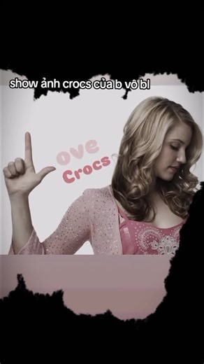 Khoe Giày Crocs Với Bạn Bè: Thể Hiện Phong Cách