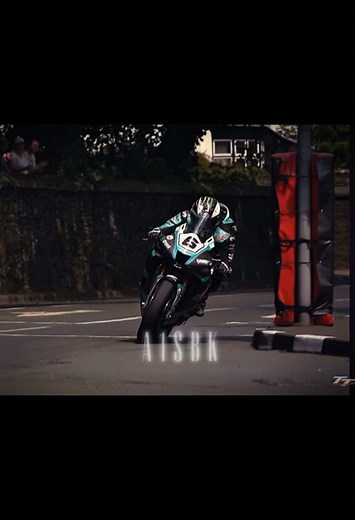 #a1sbk#isleofmantt#isleofman#iomtt#michaeldunlop#wsbk#sbk#racing#roadracing#adrenaline#fyp#edit#seniortt#touristtrophy#foryou#xyzbcafypシ#cbr#honda