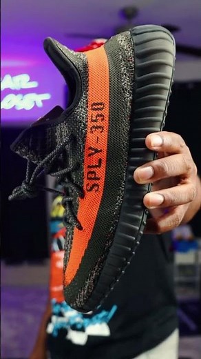 How to style Yeezy 350 V2 Carbon Beluga?#fyp #yeezy #yeezy350 #grwm #streetwear #rpgkick #sneakers