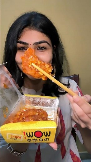 Trying Untried Momo from Wow! Momo | Chilli Momo, Momo in Cheese Sauce and More