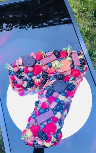 Delicious Custom Number 7 Cake for Every Celebration