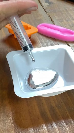 Discover the Beauty of Gallium at Room Temperature