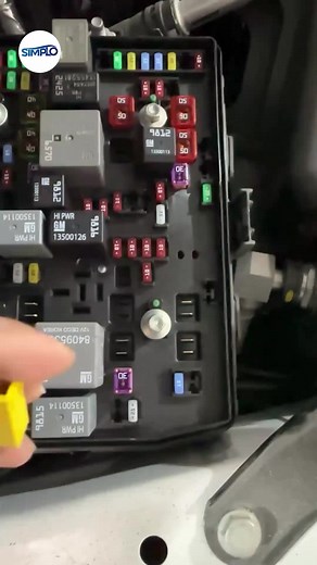 Realize Diagnósticos Mais Rápidos e Assertivos na Sua oficina com os Manuais SIMPLO