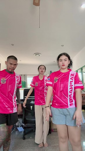 ปอน จักรกฤษณ์: ไลฟ์สดและชีวิตประจำวัน