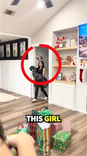 How Do You Pack A Gift For Your Sibling?😳😱 (@_selenagonzalez)