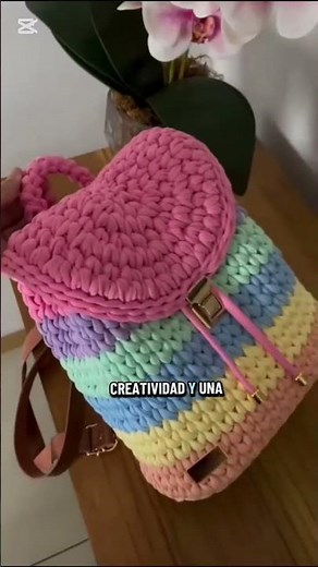 How to make the most beautiful t-shirt yarn bags