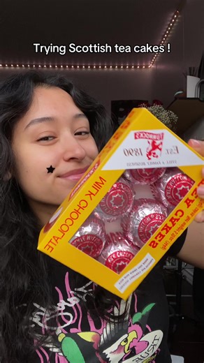 Trying Scottish Tea Cakes: A Delicious Review