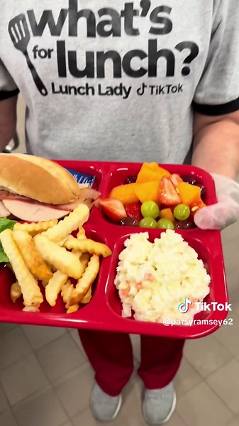 Middle School Lunch Lady: What’s for Lunch at RCMS Cafeteria