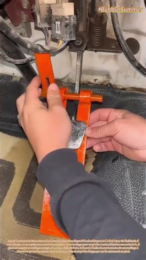 Sécurité personnalisée : installation d'un verrou de pédale de frein fait maison