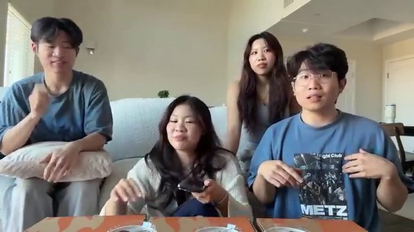 LIVE Girl Dinner with the Siblings