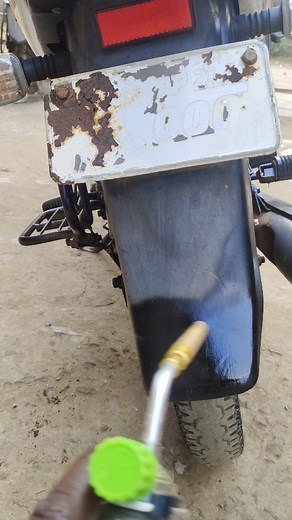 210K views · 391 reactions | Bike back mudguard paint recovery process simple trick Veeru mechanic Telugu | Veeru Mechanic | Facebook