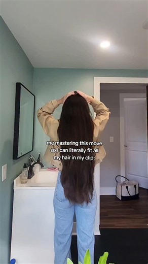 Girl with the Big *** Hair Clip on Instagram: "Mastering this twist so I can fit all my hair in my hair clip lol"