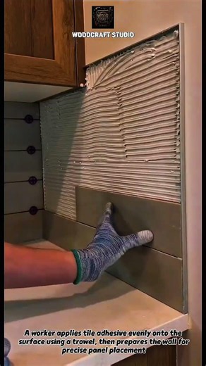 Perfect Kitchen Backsplash Installation! #Construction #Tiling #DIYHome