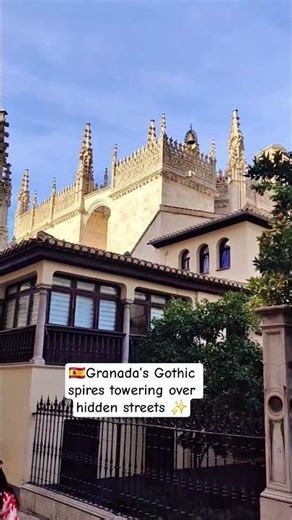 Granada’s Historic Streets That Time Forgot ⏳