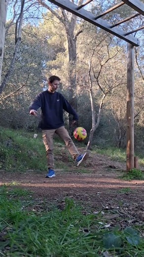 Equilibres à gauche, puis à droite