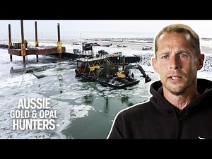 Kris Kelly Is The Last Boat On The Bering Sea Pushes Past Midnight For Survival | Bering Sea Gold