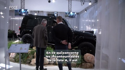 Le luxe sur l'eau : La « Princess R35 » vole la vedette à Amsterdam