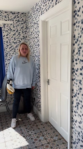 Surprise punch #omg #comedy #pranks | The Smithys