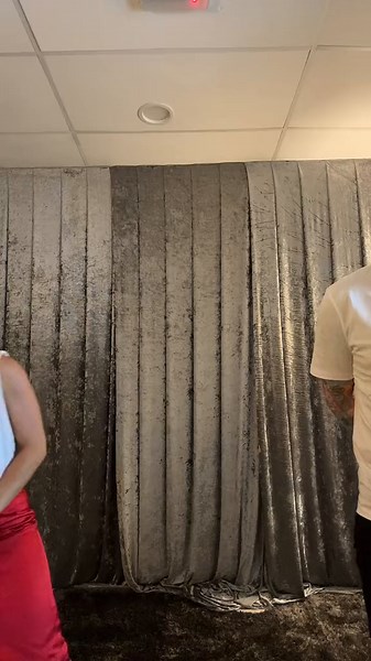 I'm Viral - Alicia's Violin Performance in Galway Girl