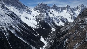 Drone View Snow Covered Mountains Forests Stock Footage Video (100% Royalty-free) 3942696743 | Shutterstock