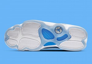 Jordan 6 Rings "UNC" Drops In Time For March Madness: Photos