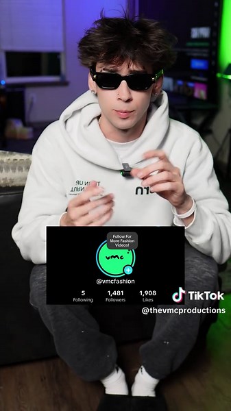 Exploring Contrasting Personalities: A Fun Insight