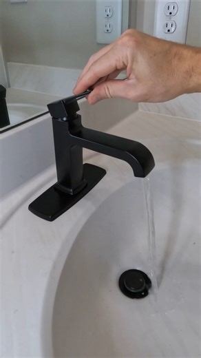 141K views · 836 reactions | Peerless bathroom faucet install  #PeerlessPartner The Ezra Single-Handle Curved Spout Lavatory Faucet has a sleek matte black finish, simple hook-up with supply lines already attached, and the pop-up drain makes keeping it clean a breeze #ProsUsePeerless #peerlessfaucet #serviceplumber #plumbing #homerepair #fyp #asmr #plomero #diy | The Plumberlorian | Facebook