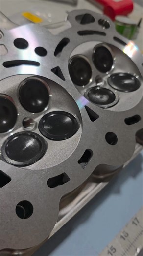 Assembling a J35Z Cylinder Head. All OEM refresh. #jseries #P2R #powerrevracing Need your head refreshed? | P2R Power Rev Racing