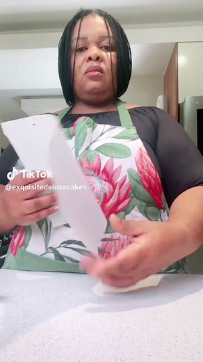 Waffer paper makes the cake look elegant #exquisitedeluxecakes #learnontiktok #EasterTreats