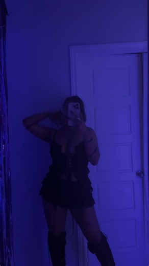 25 💜🥂 Event styled by @Velvet Concierge I wanted Purple Rain, and she brought it to life so beautifully!! Check her out!