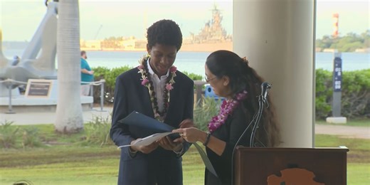 Student, 12, launches virtual reality experience at Pearl Harbor memorial