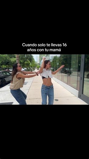 Cuando solo te llevas 16 años con tu mamá: tag actualizado