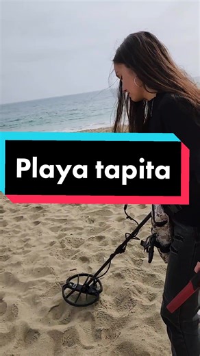 Detectando con mi mamá y hermana. Sacamos muchas tapas y algo de dinero en 50 minutos#modoplaya #elquisco🇨🇱🌊🌵 #elquisco #regionvalparaiso #valpo #playa #fyp #fypシ #noktamakrosimplex #simplex #playaelquisco #elquisco #tapitas #500pesos #2000 #detectandometales #treasurehunting #treasurehunter #modoplaya #playa #playita #chile #chile🇨🇱 #latinoamerica #valpocity #quisco #cervezasol #cervezacorona #detectordemetales #metales