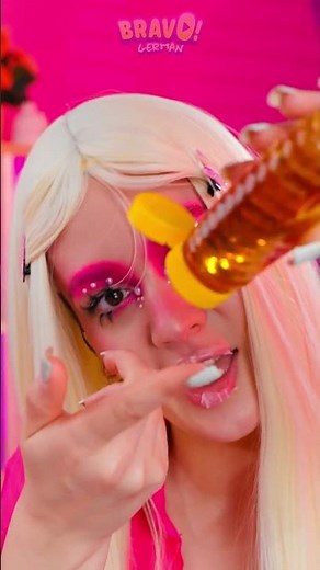 SEHR HONIG LIPPENBALSAM 🍯👄| DIY-Schönheitsrezept!