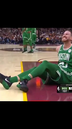 One of the worst injuries of all time... #gordonhayward #bostonceltics #clevelandcavaliers #nba