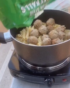 24M views · 115K reactions | This homeless teenager has shared more of the meals he creates while living out of his car  | FOODbible | Facebook