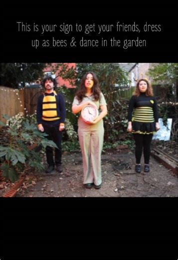 Little bees dancing in the garden for A Mess So Sublime #bees #music #newmusic #listentomysong #situationships #relationships