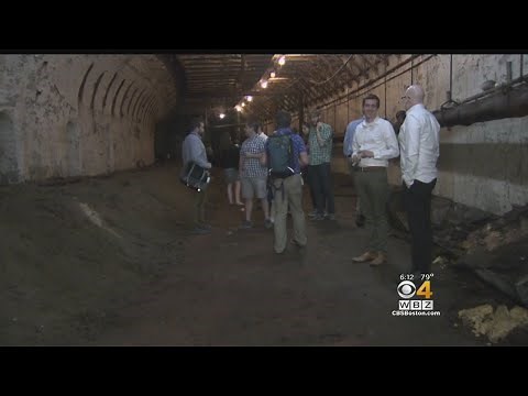 Abandoned Subway Tunnel Revealed As Old Station
