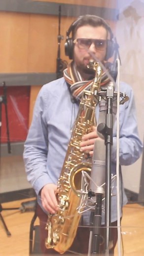 NBA legend Kareem Abdul-Jabbar says Mike Casey's "Valencia" is "a lovely jazz performance that soothes the soul". Add this critically-acclaimed modern jazz saxophone album to your CD collection NOW before they're gone! | Mike Casey