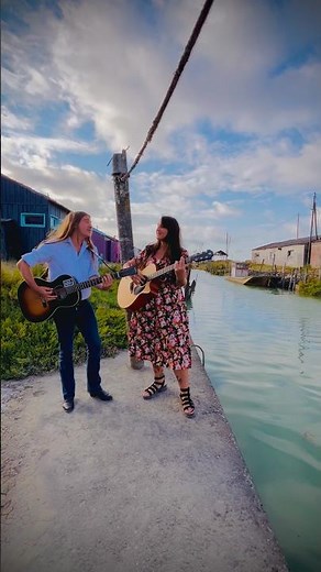 Two Magnets - On The Road Again (cover) #music #twomagnets #acousticcover #acousticlive #guitar