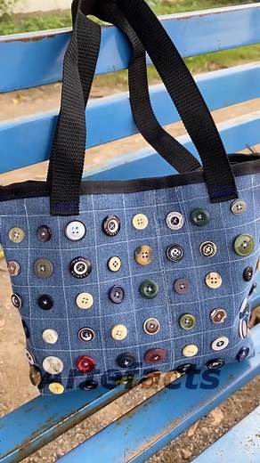 How to transfrom old jeans into beautiful handbag #jeans #fblifestyle | Artefact