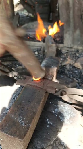 Crafting Pure Steel in the Wild #viral #shorts #blacksmith #losangeles