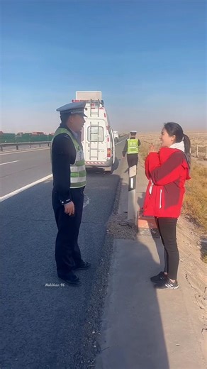 😘😌Brave Woman Truck Driver