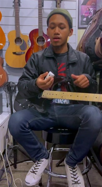 Now presenting the Joyo Infinite Sustainer device – a revolutionary tool for infinite sustain! 🎸✨ Unleash your creativity and explore new dimensions of sound with this innovative device. Elevate your playing and let the notes linger indefinitely. Are you ready to experience infinite sustain like never before? 🌟🔊 #infinitesamplesustainer #RevolutionizeYourSound #EndlessNotes #Joyo #guitar #review #guitartok #drums #musiclover #musicstore #musichistory #themusicshopthatexcites #lbsmusicworld #m