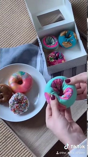 Donut Sock DIY Tutorial