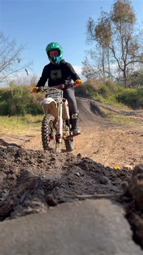 Riding the 150r on a new track #dirtbike #moto #riding