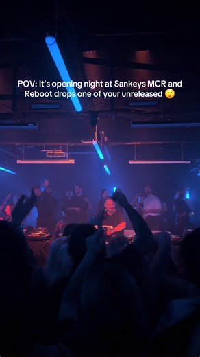 ROCK THIS PLACE 🫨 ID: Sam Curran - ‘False Steps’ #fyp #rave #sankeys #manchester #producer