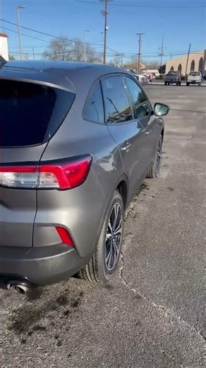 2022 Ford Escape SE FWD – Sporty, Smart & Efficient